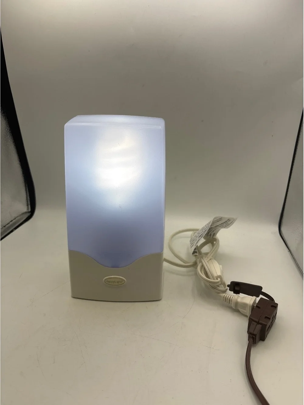 Verilux HappyLight 2500 Light Therapy Lamp